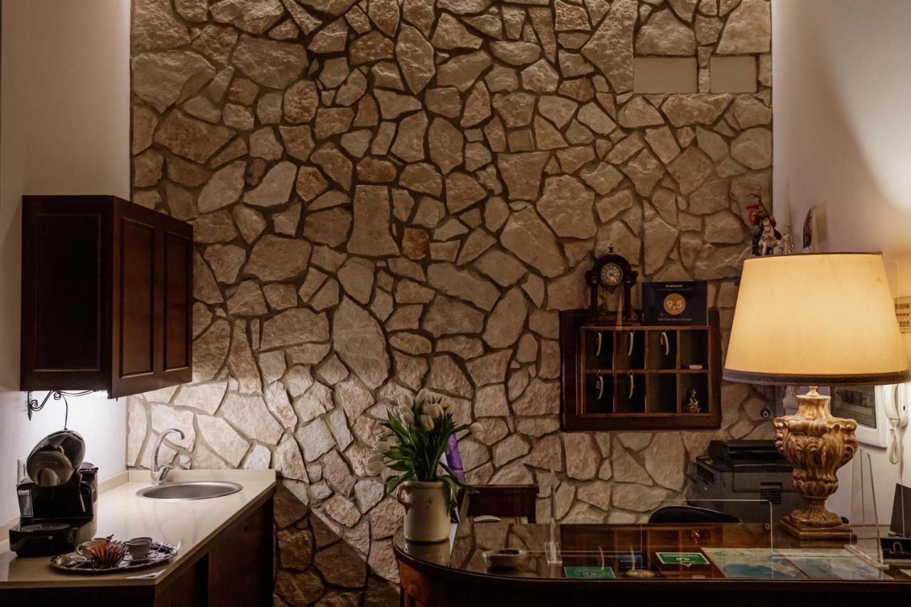 Palazzo Giunta - Porta Marina Ortigia Bed & Breakfast Syracuse Luaran gambar