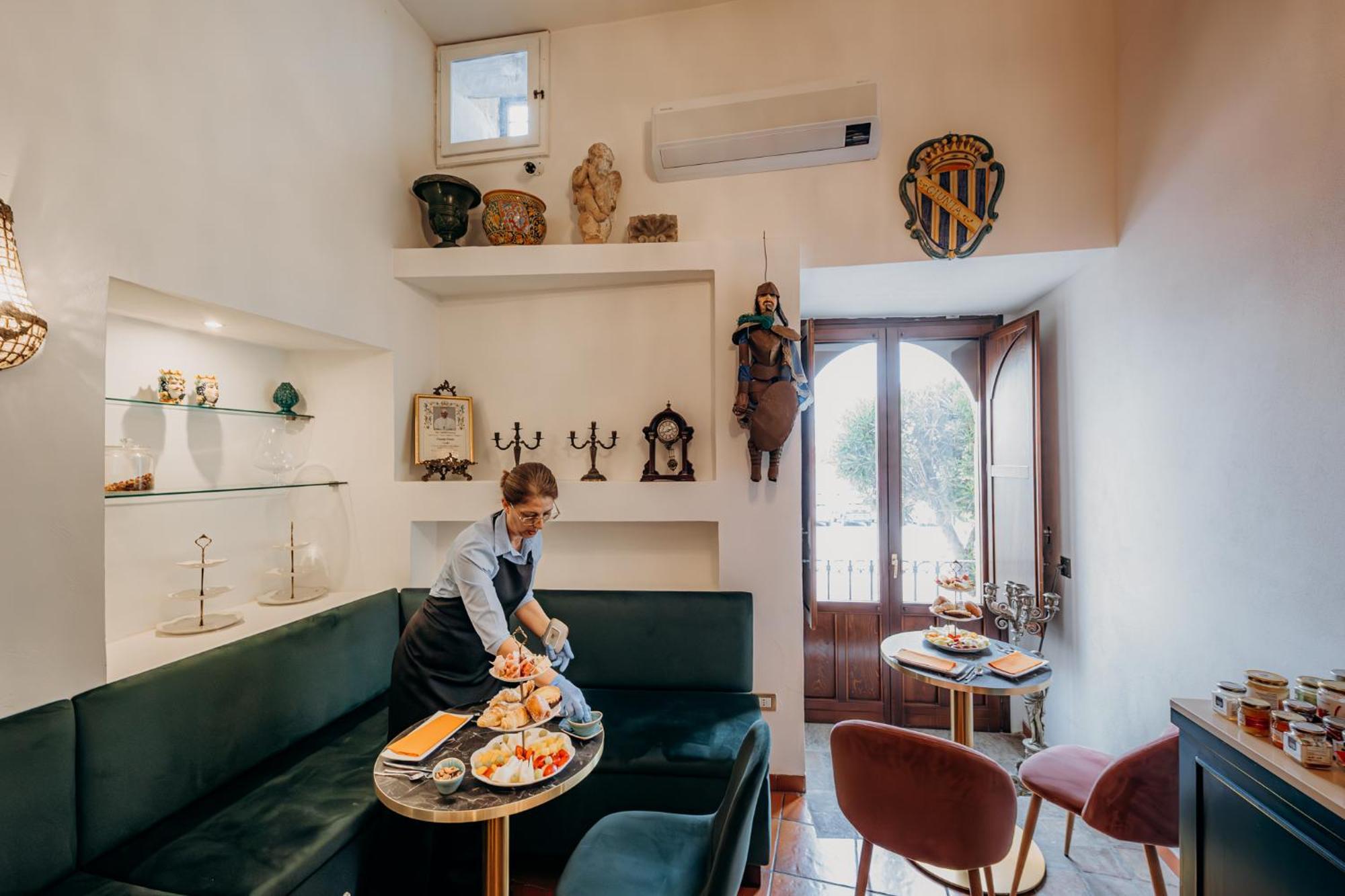 Palazzo Giunta - Porta Marina Ortigia Bed & Breakfast Syracuse Luaran gambar