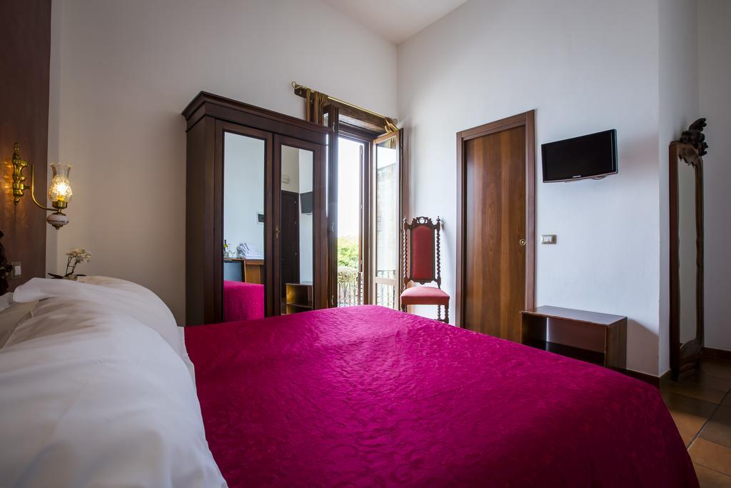 Palazzo Giunta - Porta Marina Ortigia Bed & Breakfast Syracuse Luaran gambar