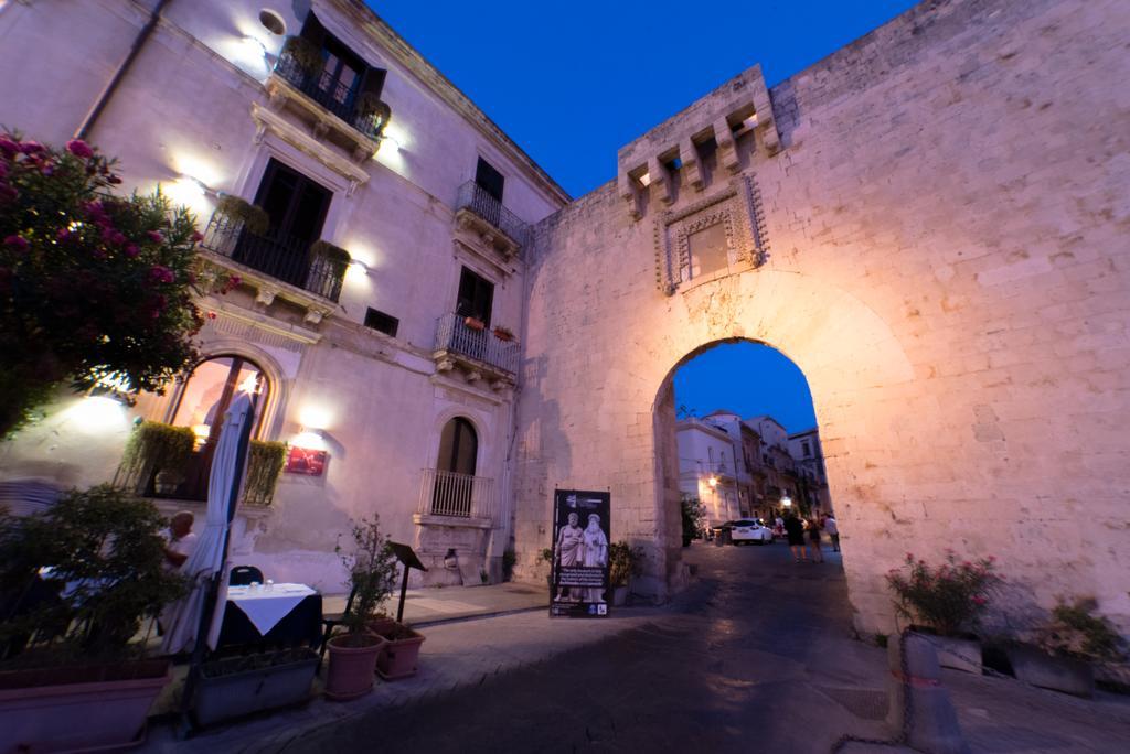 Palazzo Giunta - Porta Marina Ortigia Bed & Breakfast Syracuse Luaran gambar